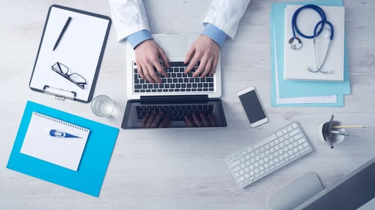 computer, business, typing, keyboard, laptop, doctor, medical care, desk, doctor