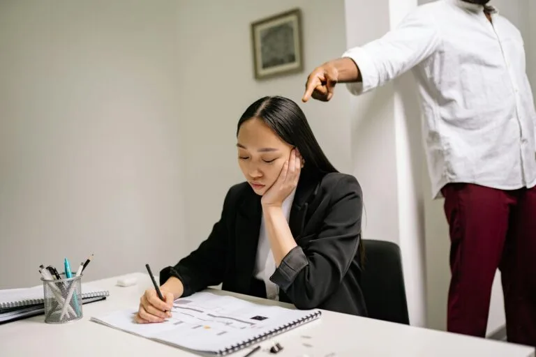 Assédio Moral no Trabalho: Provas e Indenização 4 Imagem ilustrativa - assédio moral no ambiente de trabalho