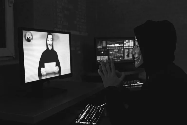 Crimes Digitais: Tipos, Penas e Como Denunciar