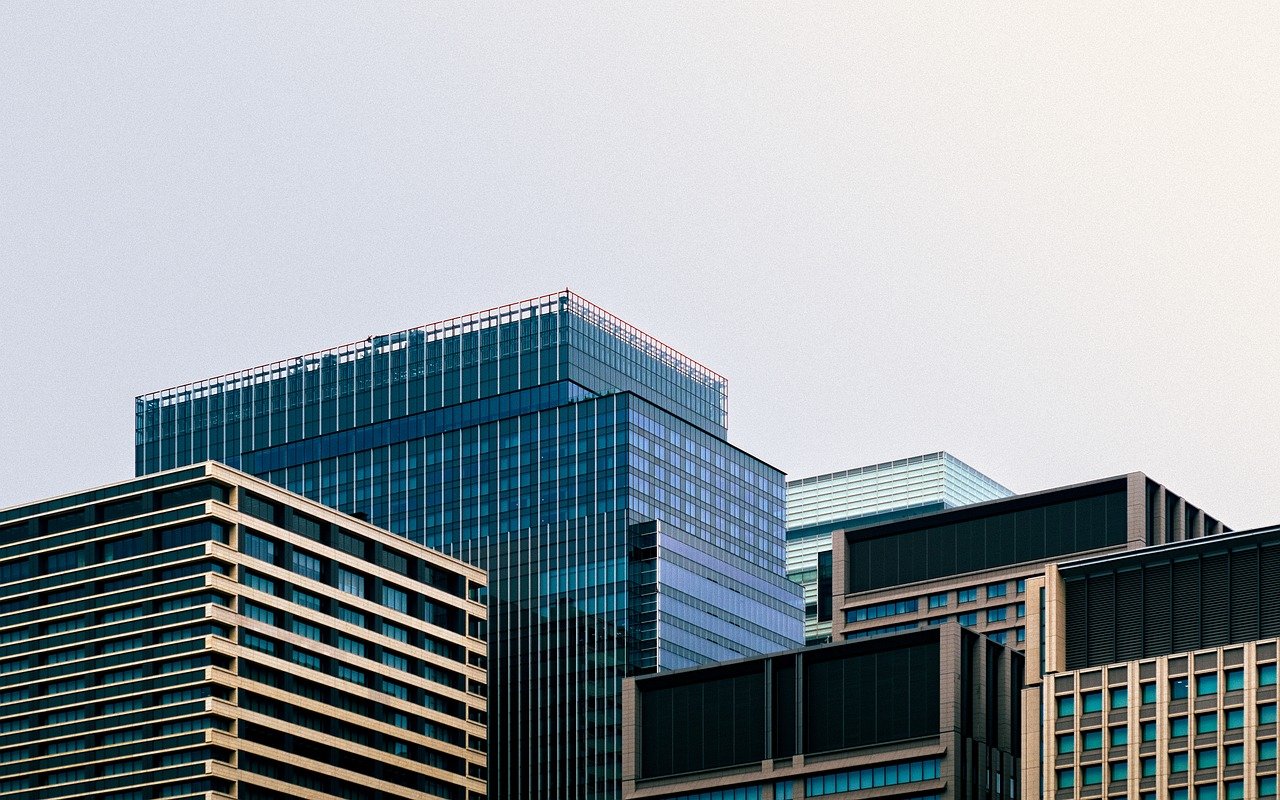 Dados Pessoais e Seguro de Vida: Questões de Privacidade 1 building, office, nature, business, work, technology, workplace, architecture, d