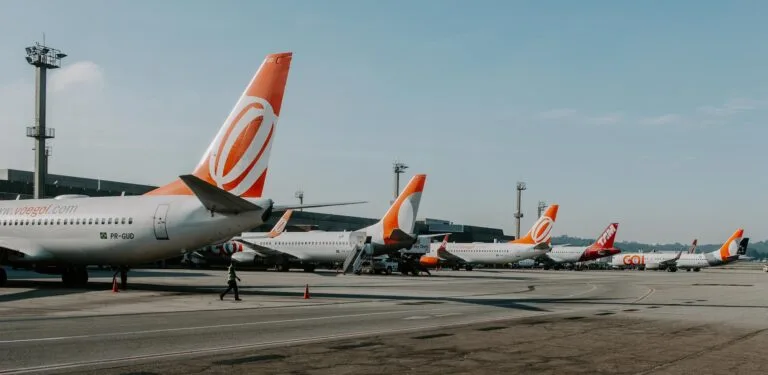 Voo Cancelado ou Atrasado: Seus Direitos Como Passageiro