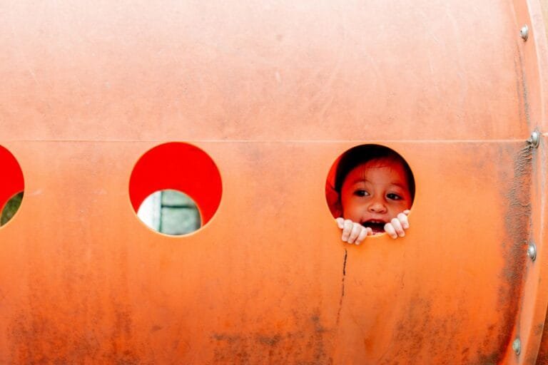 Convivência Familiar: Direito Constitucional da Criança e do Adolescente