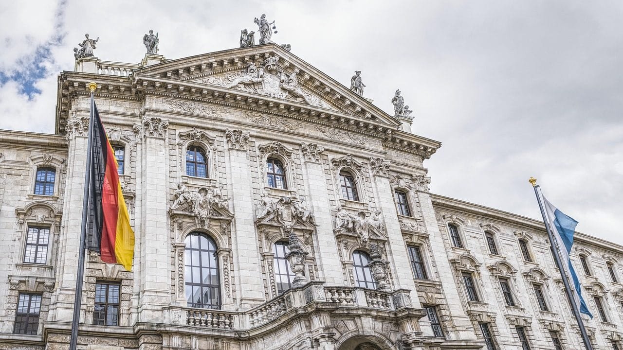 Tribunal do Júri: Funcionamento e Dinâmica do Plenário