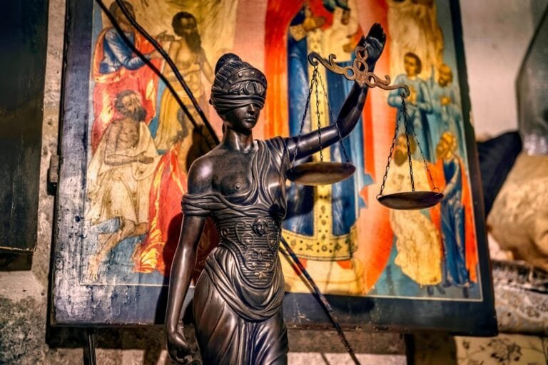 injúria racial contra adolescente
