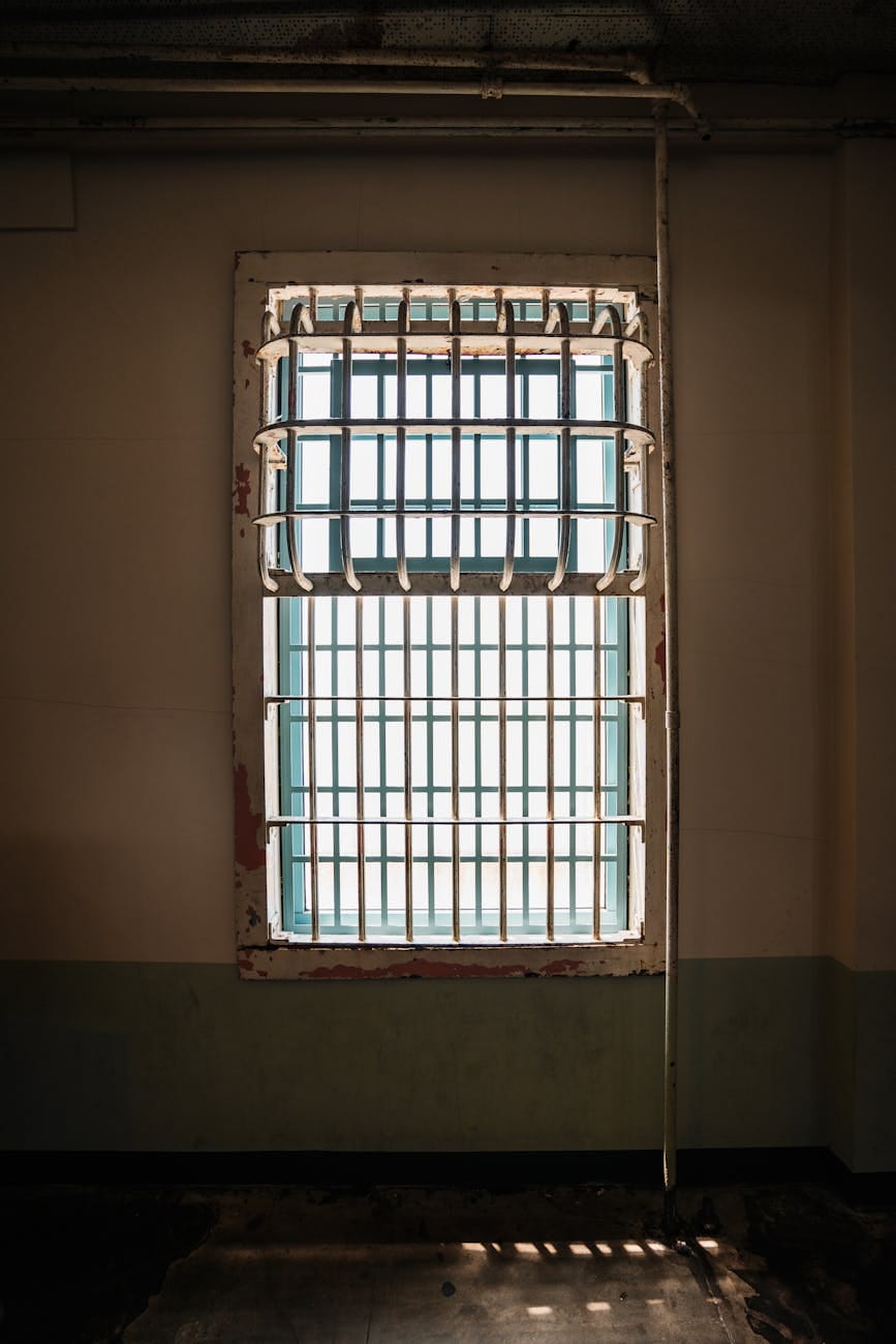 Regime de Cumprimento de Pena: Fechado a Aberto