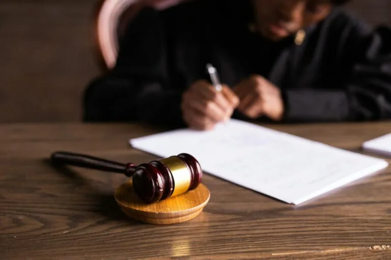 Crimes Contra a Honra: Calúnia, Difamação e Injúria