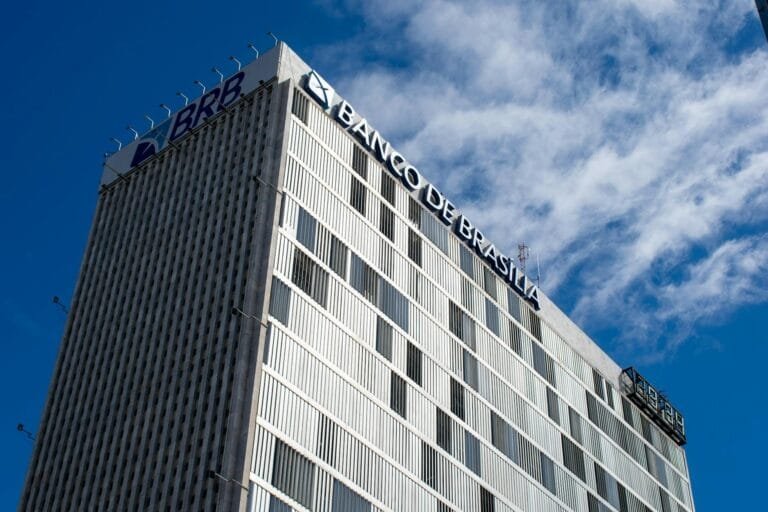 Skyward view of the Banco de Brasília, an iconic modern building in Brazils cap