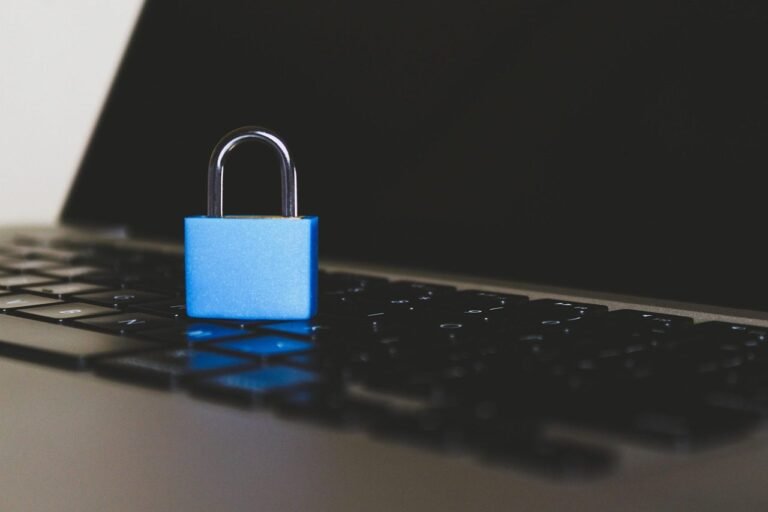 Anúncio fraudulento em rede social: a plataforma indeniza o consumidor lesado 7 cyber, mac wallpaper, wallpaper hd, security, full hd wallpaper, beautiful wallpaper, crac