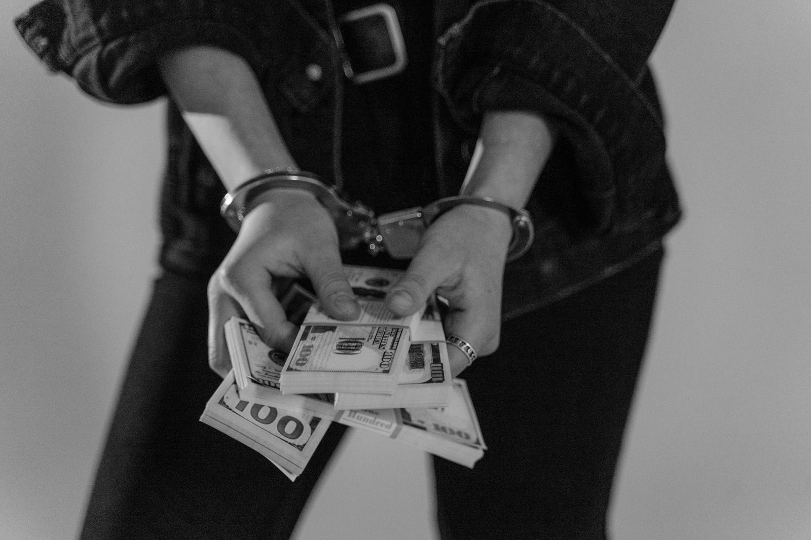 Imagem ilustrativa: Justiça bloqueia R$ 389 milhões ligados a sindicato na investigação de fraude no INSS