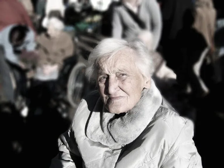woman, elderly, portrait, old, senior, aged, grandma, grandmother, elderly, elderly, elderly, senior, senior, grandma, g
