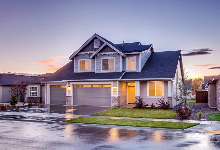 house, garage, driveway, architecture, building, property, home, residential, suburb, real