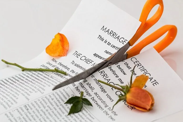 divorce, separation, marriage breakup, split, argument, relationship, conflict, breach of 