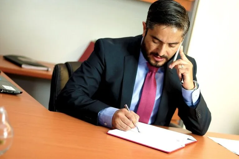 STF aperta cerco a penduricalhos e exige transparência salarial 5 office, attorney, reading, read, laws, attorney, attorney, attorney, attorney, attorney