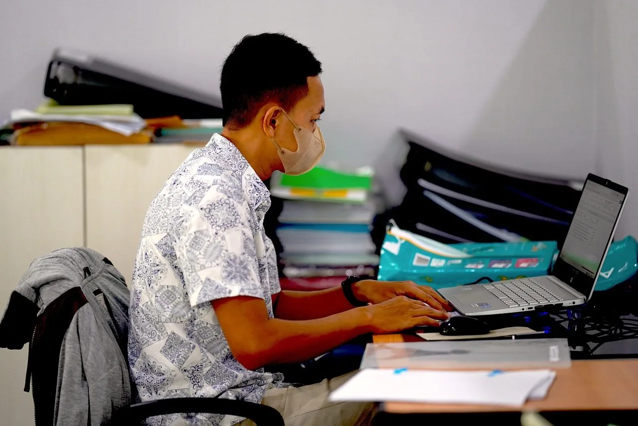 man, laptop, worker, administrator, notebook, desk, mask, laptop, laptop, laptop, laptop,
