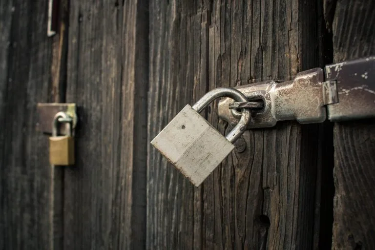 door, padlock, locked, lock, security, privacy, closed, safety, wood, old, closeup