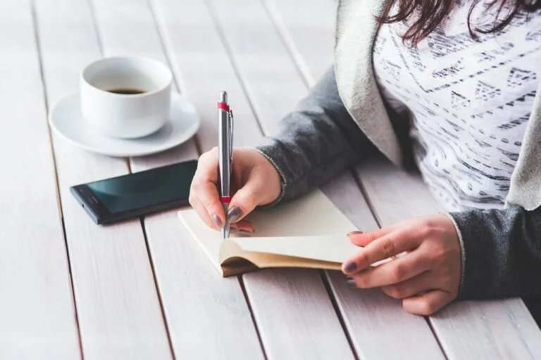 woman, write, notepad, girl, female, hand, note, business, notebook, desk, work, working, 