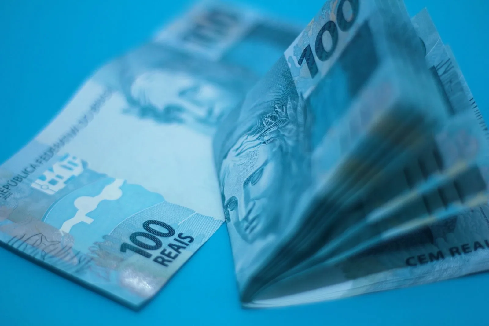 Decreto nº 12.797/2025 fixa o salário mínimo de 2026 em R$ 1.621 ...
