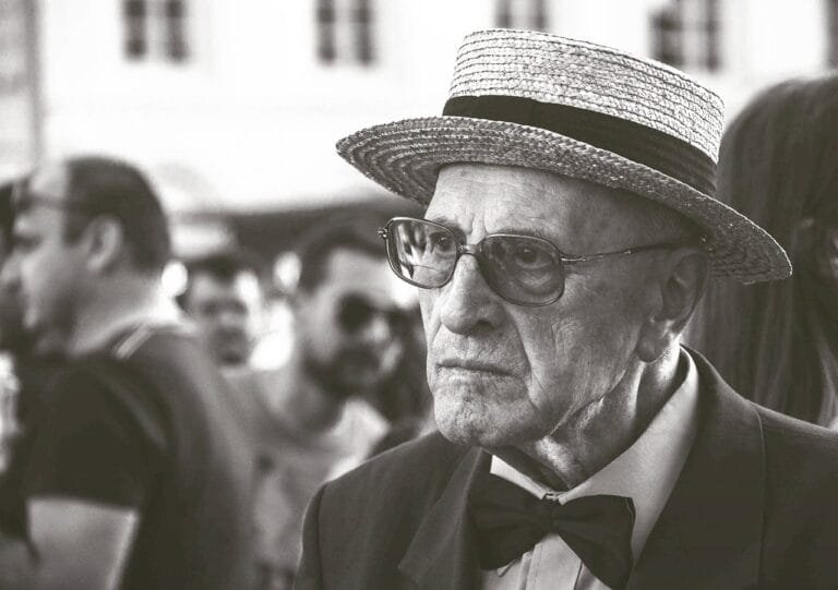 man, retro, fashion, bowtie, hat, glasses, old, old man, elderly man, grandfather, aged, e