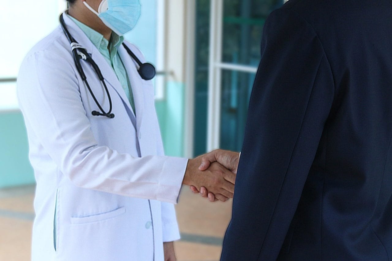 doctor, patient, handshake, administrator, businessman, agreemet, hospital, clinic, doctor