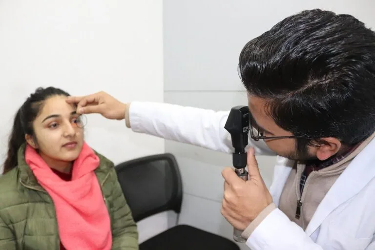retinoscopy, eyes, check up, doctor, optometrist, refraction, optometry, myopia, lens, opt