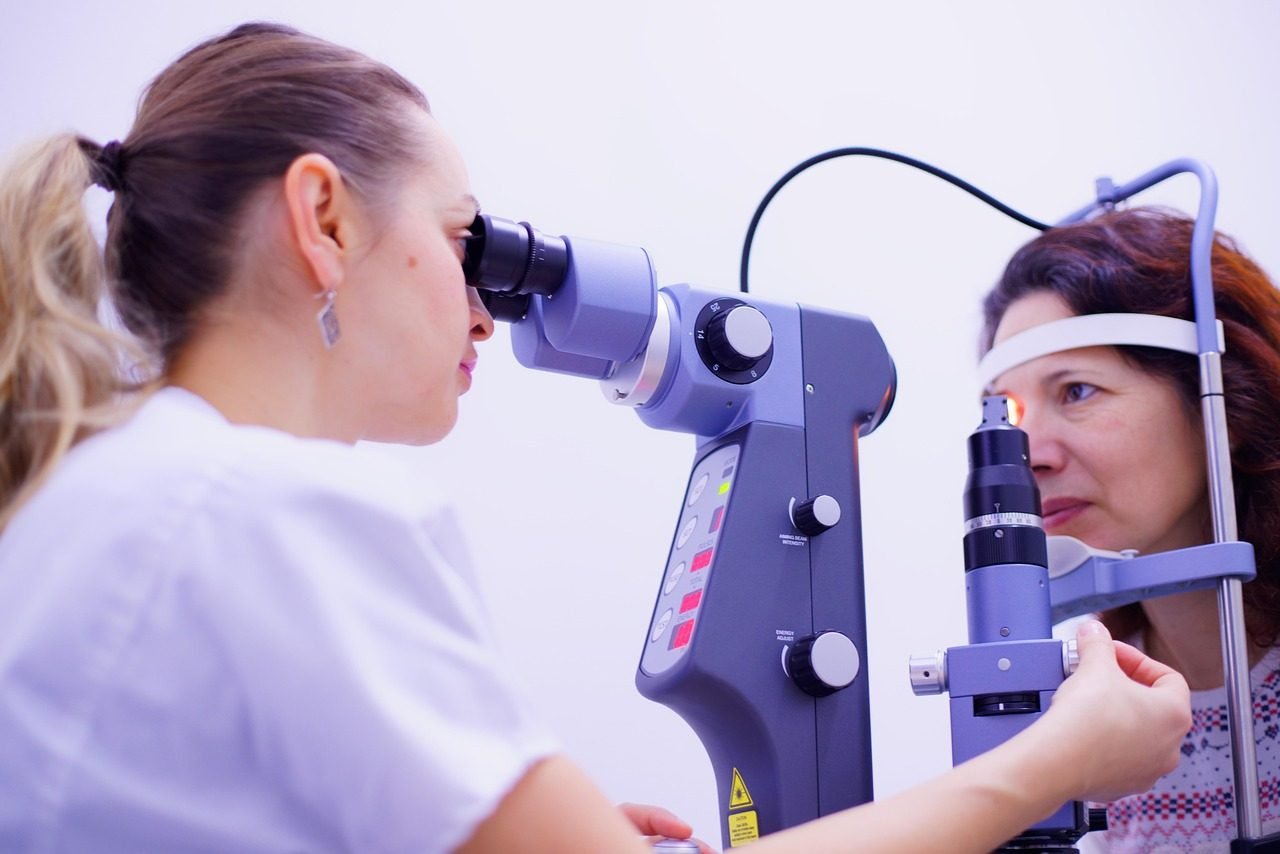 eye care, eye consult, doctor, eye health, healthcare, surgeon, procedure, treatment, equi